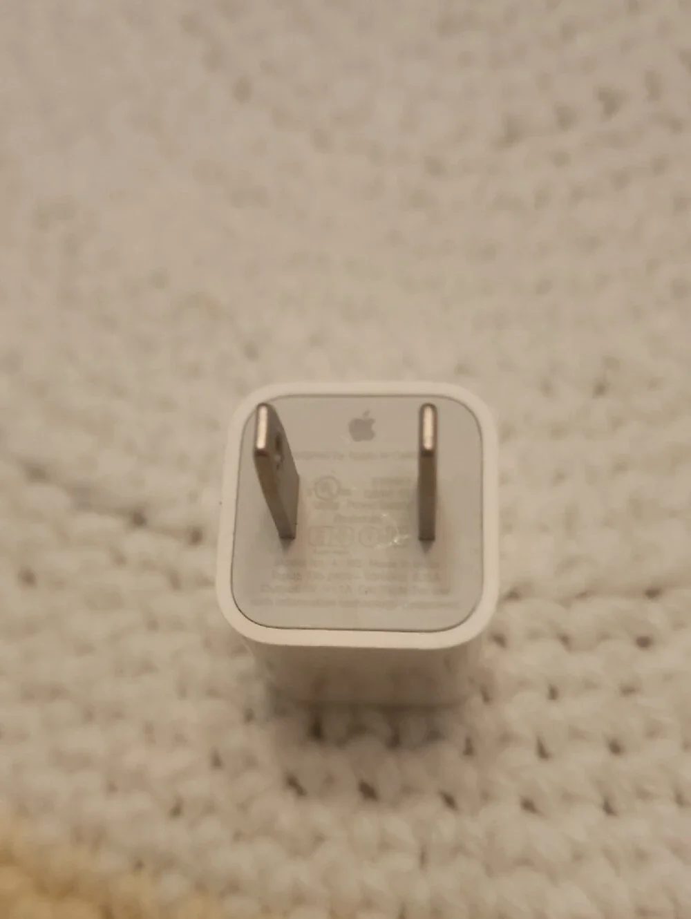 Apple White USB Wall Charger Adapter